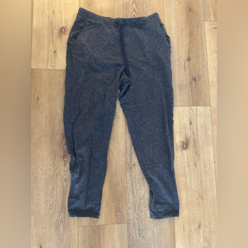 Eddie Bauer Lounge sweatpants.